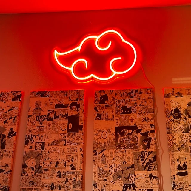 Peça neon anime detalhada para setup personalizado