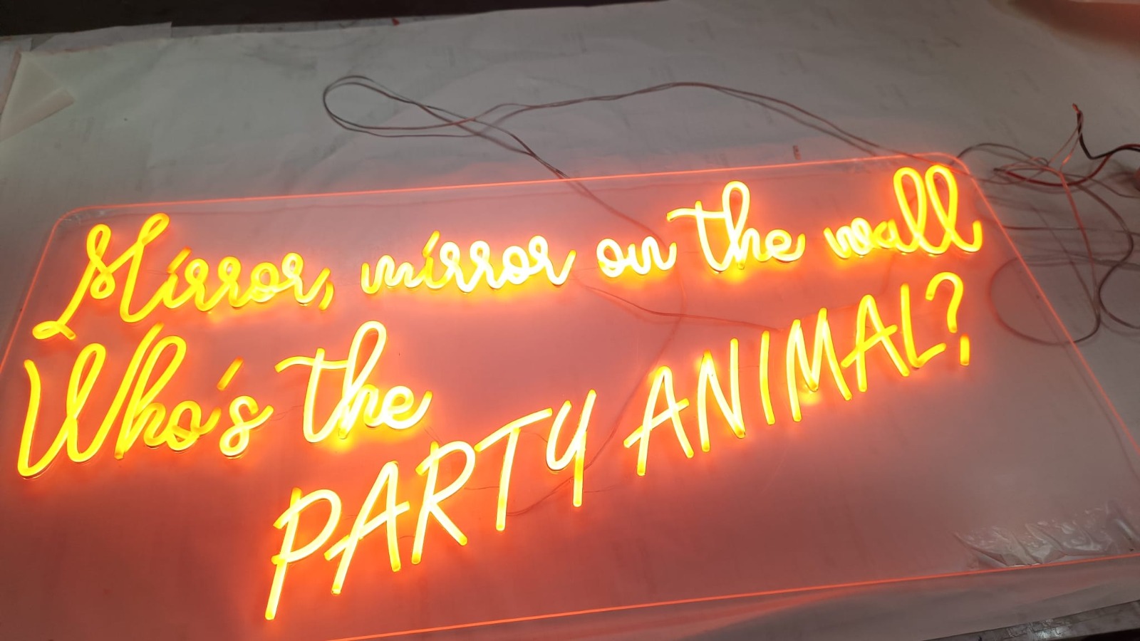 Letreiro neon decorativo para quarto ou espaço criativo pessoal